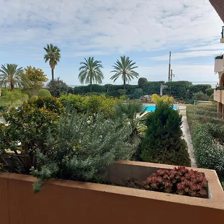 Karibou T2 Piscine - Axelle Loc'appart Cannes